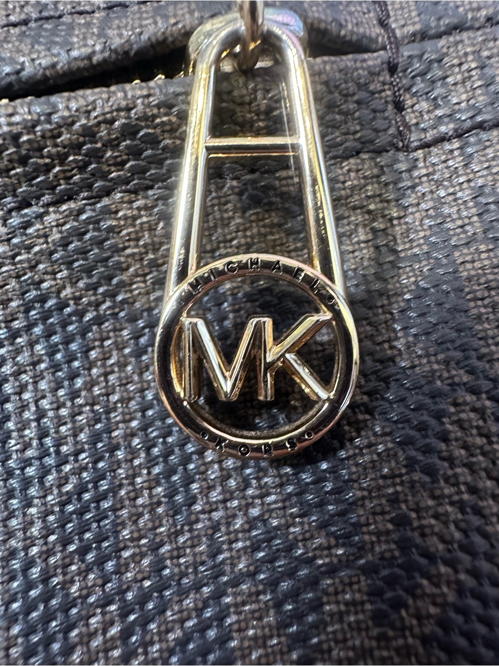 Michael Kors Slater Sling Pack Messenger Bag Like New - Picture 12 of 16